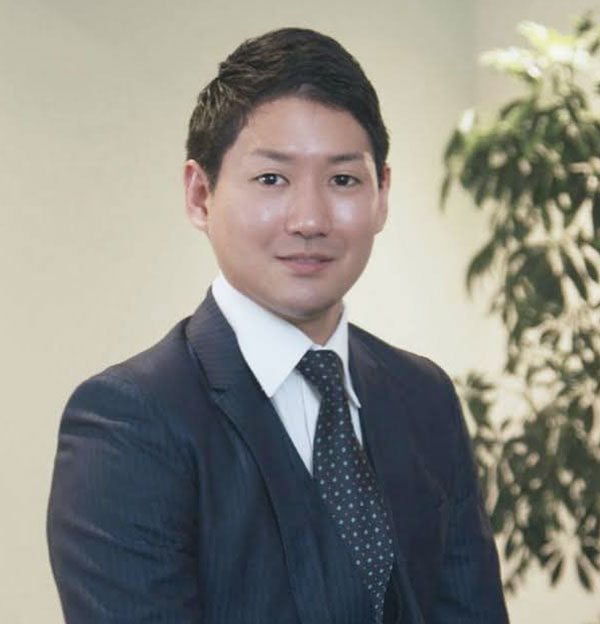小林 大介 氏