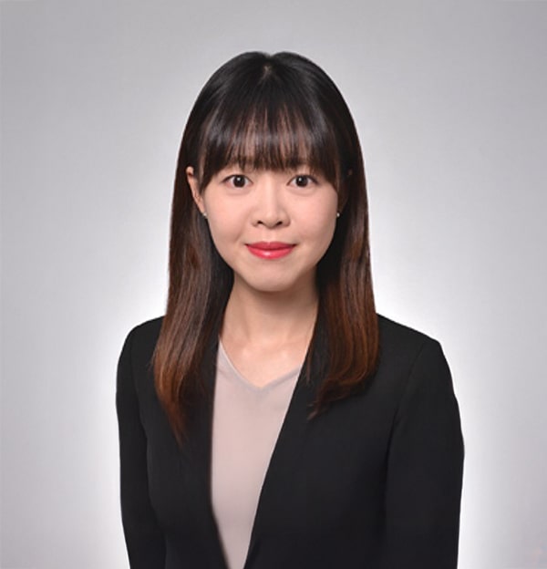 Janet Yu 氏